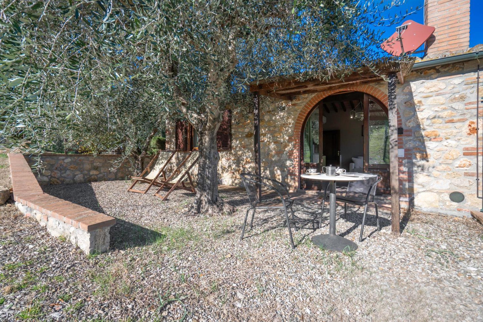 Agriturismo Agresto Apartments, Pool, Siena Hills Casole dʼElsa Kültér fotó