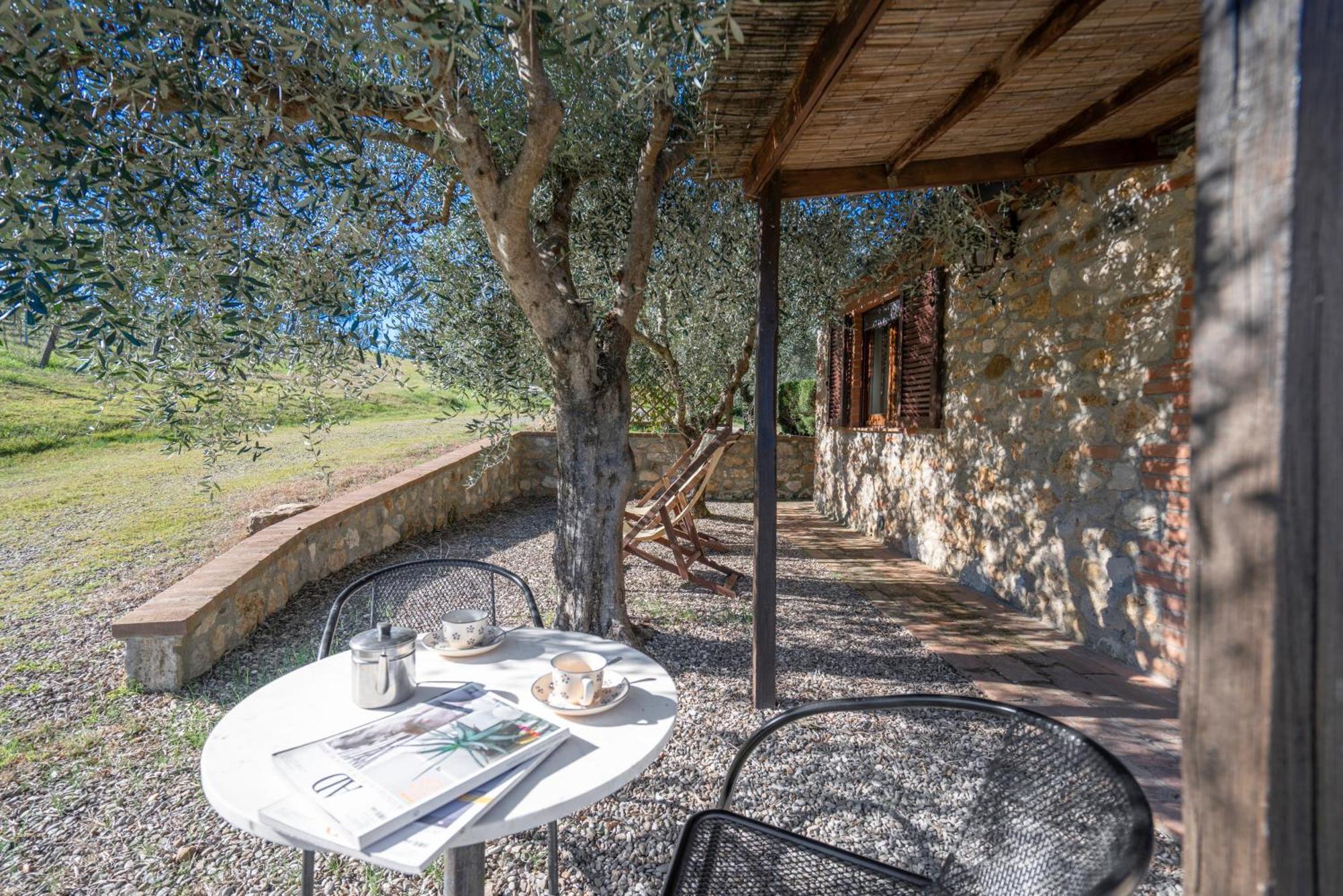 Agriturismo Agresto Apartments, Pool, Siena Hills Casole dʼElsa Kültér fotó